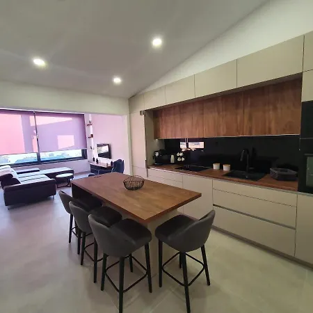 House Nataly Nyaraló Vir