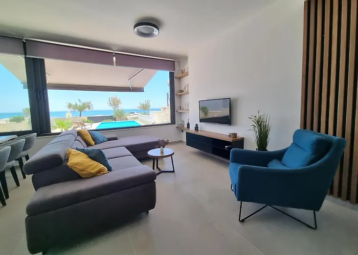 House Nataly Nyaraló Vir